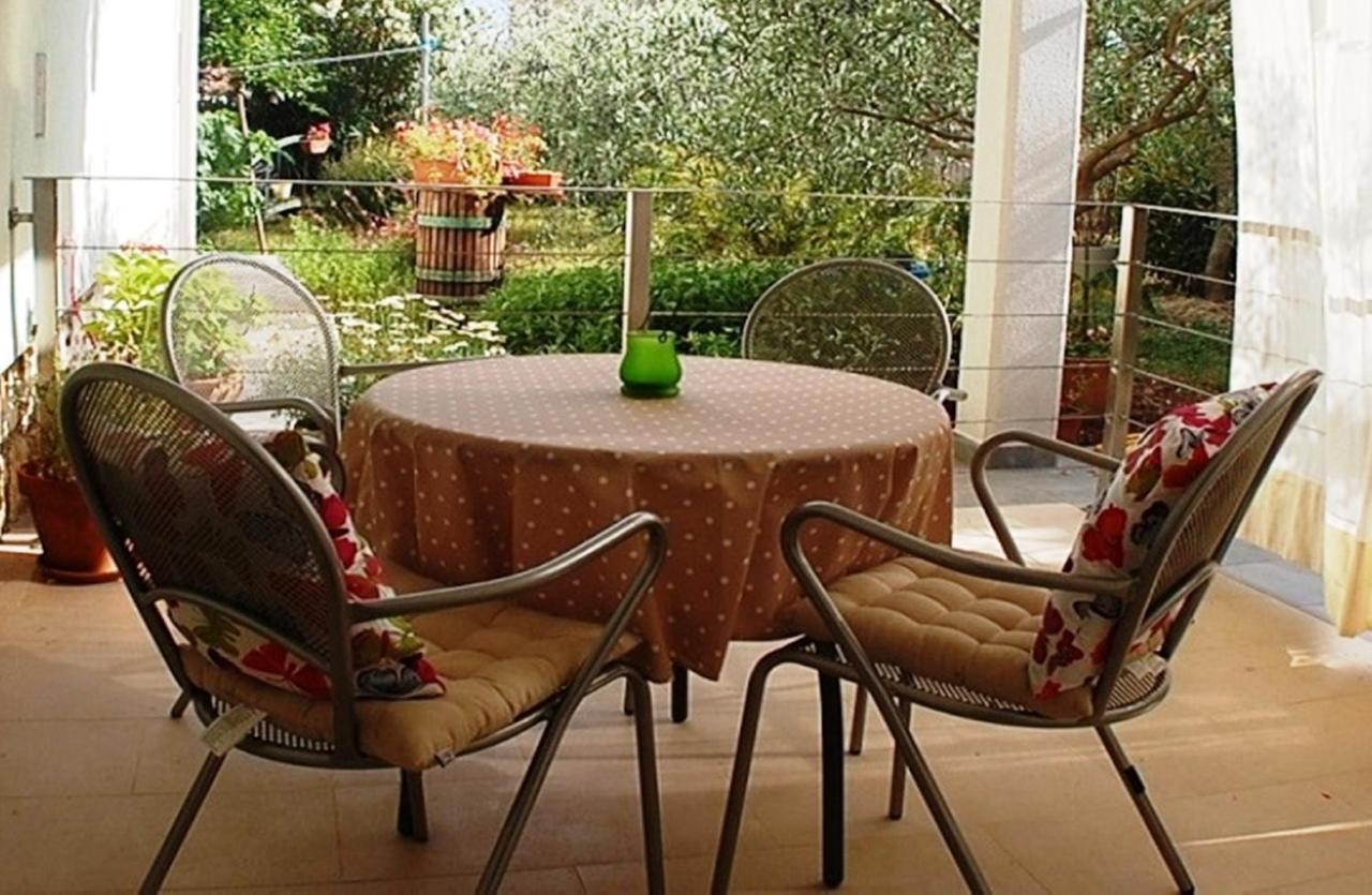 Cecillia Mare Apartments Rovinj Exterior photo