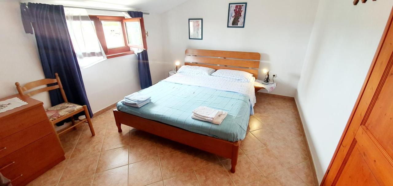 Cecillia Mare Apartments Rovinj Exterior photo